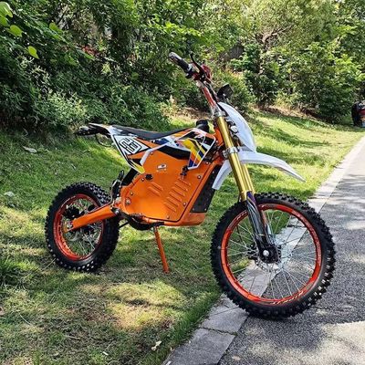 Motocicleta eléctrica de alta velocidad de 2000W fabricada en con opciones de color personalizadas