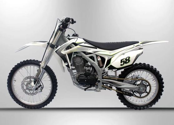 Motocicleta de 250cc soportada Enduro con cilindrada de 200-400cc